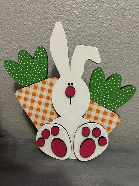 Easter, Bunny with Large Carrots