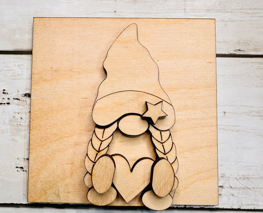 Americana 4.25X4.25" female Gnome
